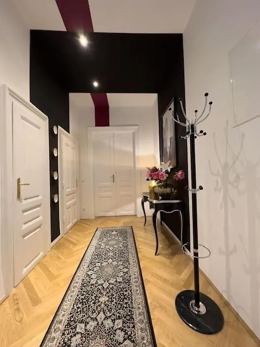 Classy Suite Museumsquartier فيينا 0*,  النمسا